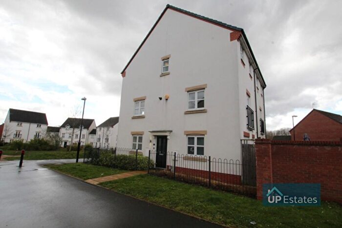 3 Bedroom End Of Terrace House To Rent In Grenadier Drive, Coventry, CV3