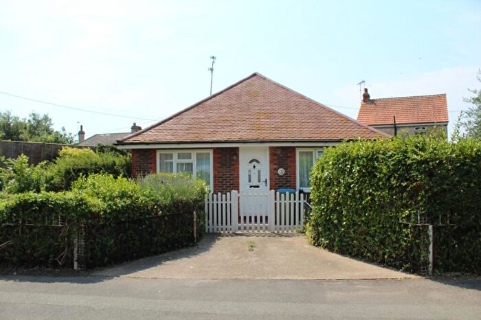 2 Bedroom Detached Bungalow For Sale In Hampton Fields, Wick, Littlehampton, BN17