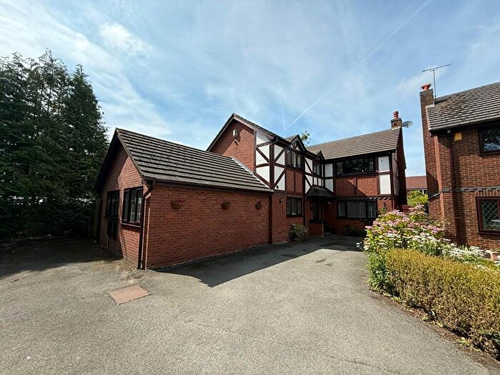4 Bedroom Detached House For Sale In Deeside Close, Whitby, CH65