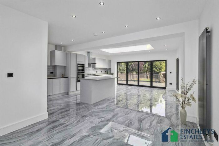 4 Bedroom Semi-Detached House To Rent In College Hill Road, Harrow, HA3