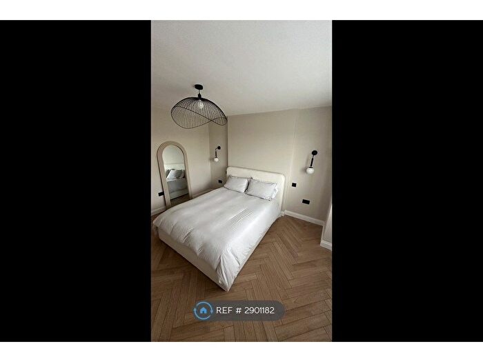 2 Bedroom Maisonette To Rent In Floriston Court, Northolt, UB5