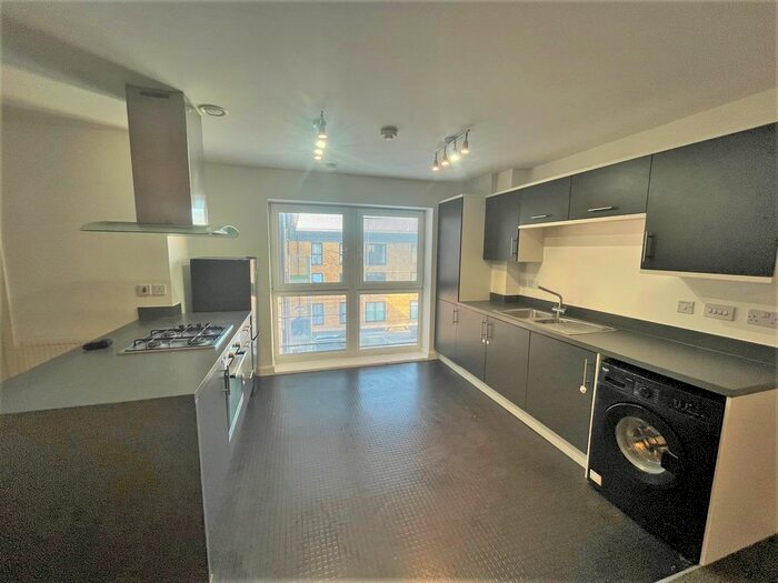 2 Bedroom Flat To Rent In Regent House, Rochester, Kent, ME2