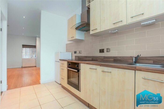 1 Bedroom Flat To Rent In Apex Parade, Selvage Lane, London NW7