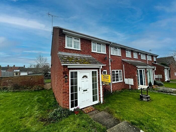 3 Bedroom End Of Terrace House To Rent In Rectory Orchard, Lavendon, MK46