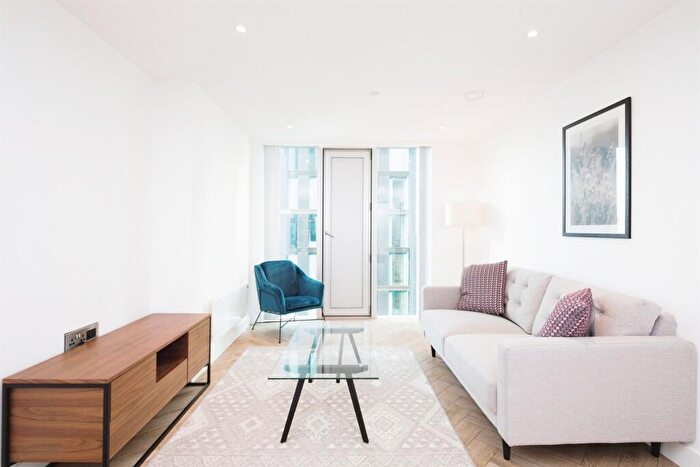 2 Bedroom Apartment To Rent In Elizabeth Tower, Chester Road, Manchester, M15