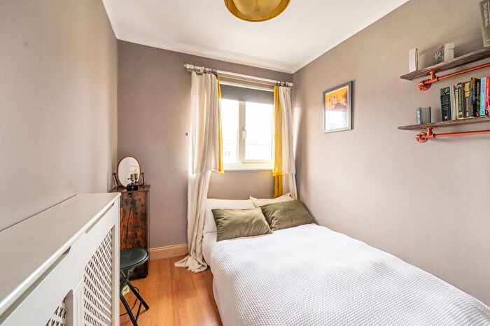 3 Bedroom Terraced House To Rent In Sandford Road, East Ham, London, E6