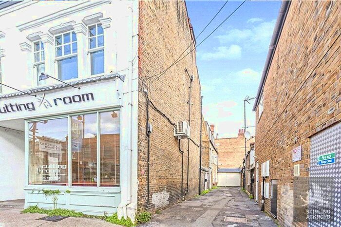 1 Bedroom Flat To Rent In Chelverton Road, Putney SW15