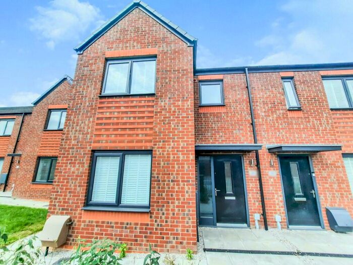 3 Bedroom Terraced House To Rent In Bradford Road, Miles Platting, Manchester, M40