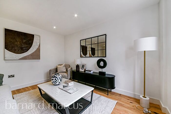 3 Bedroom Property To Rent In Russell Hill, Purley, CR8