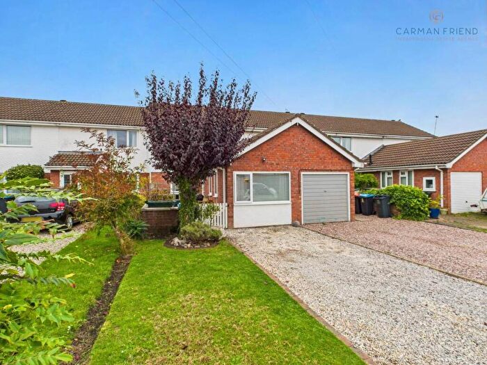 3 Bedroom Terraced House For Sale In Blackthorn Close, Huntington, CH3