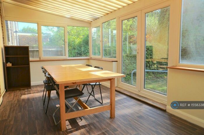 5 Bedroom Semi-Detached House To Rent In Ulcombe Gardens, Canterbury, CT2