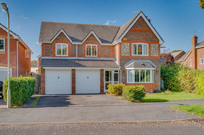 5 Bedroom Detached House For Sale In Littlefield Crescent, Chandler's Ford, SO53