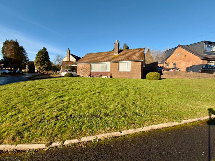 2 Bedroom Detached Bungalow For Sale In Yew Tree Crescent, Bradford, BD8