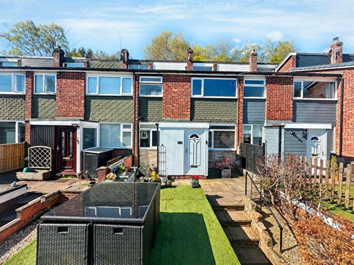 3 Bedroom Town House For Sale In Swallow Croft, Leek, Staffordshire, ST13