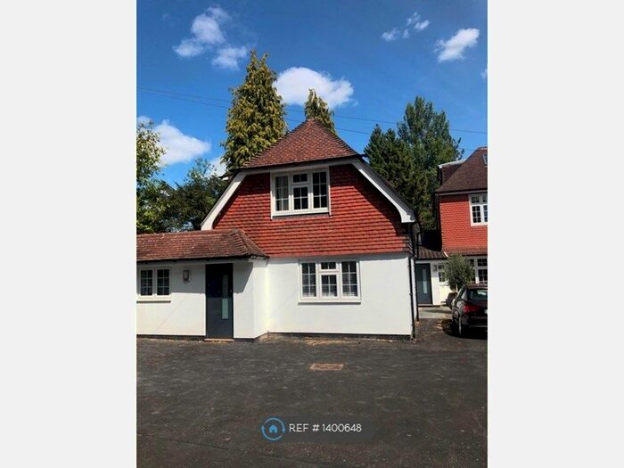 2 Bedroom Flat To Rent In Southdown Road, Shawford, Winchester, SO21