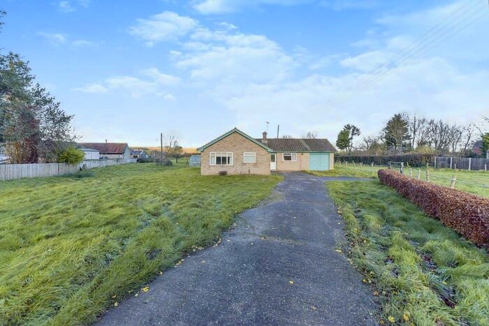 3 Bedroom Detached Bungalow For Sale In Willoughby Road, West Willoughby, Grantham NG32