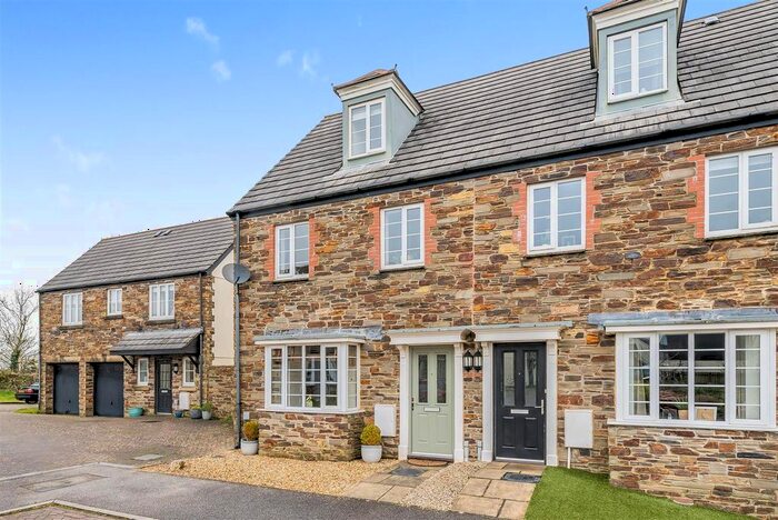 4 Bedroom Semi-Detached House For Sale In Truthan View, Trispen, Truro, TR4