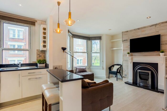 2 Bedroom Flat To Rent In Lillie Road, Fulham, SW6