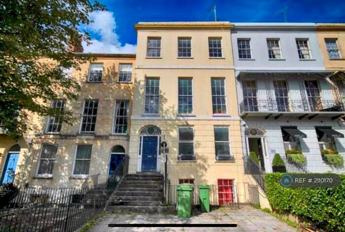 2 Bedroom Flat To Rent In Cambray Place, Cheltenham, GL50