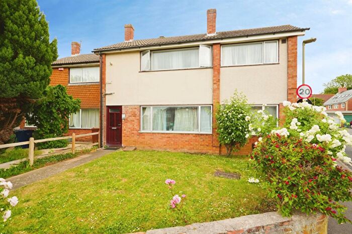 2 Bedroom Flat For Sale In Marston Road, Marston, Oxford, OX3