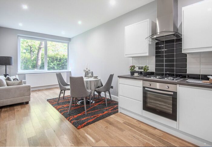 2 Bedroom Flat To Rent In Barley Way, Fleet, GU51