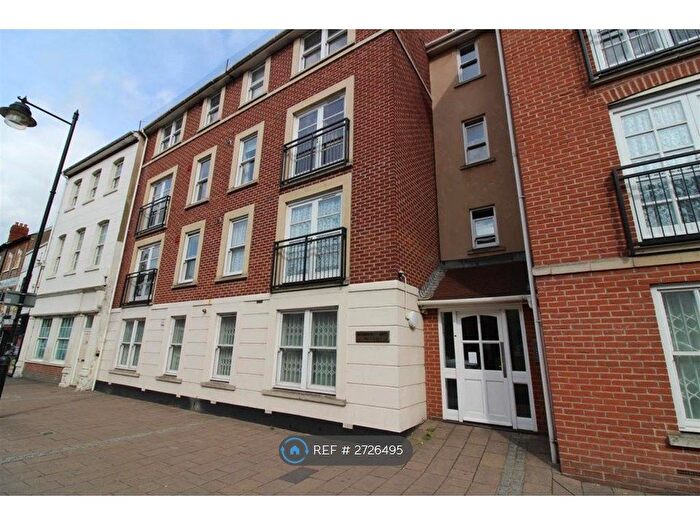 2 Bedroom Flat To Rent In Blenheim Court, Reading, RG1