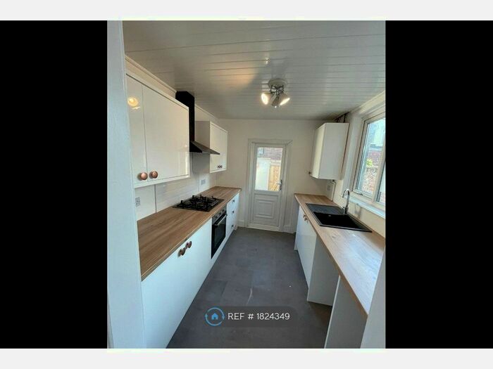 3 Bedroom Terraced House To Rent In Beatrice Street, Bootle, L20