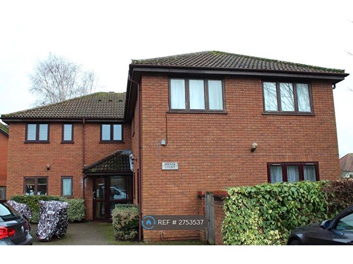 1 Bedroom Flat To Rent In Pirton Court, Hemel Hempstead, HP2
