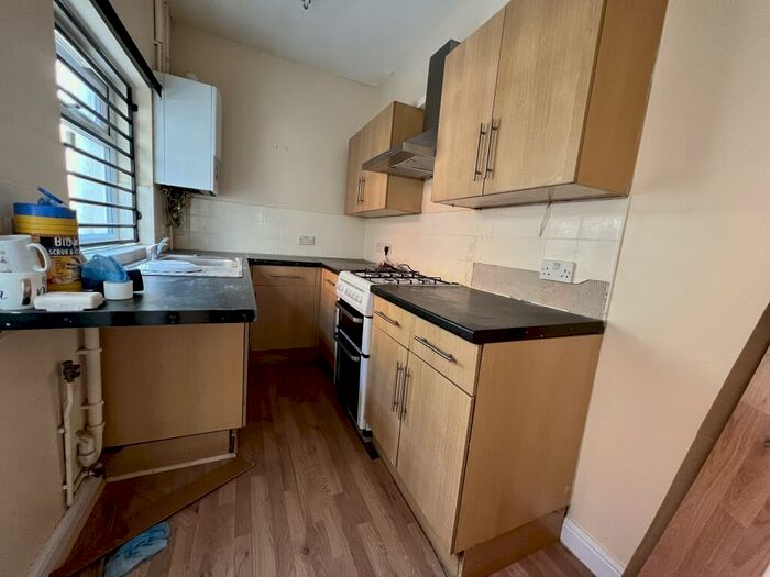 2 Bedroom House To Rent In Heath Green Road, Winston Green, B18
