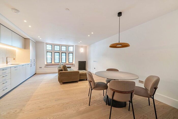 2 Bedroom Flat To Rent In Kensington High Street, High Street Kensington, London, W8