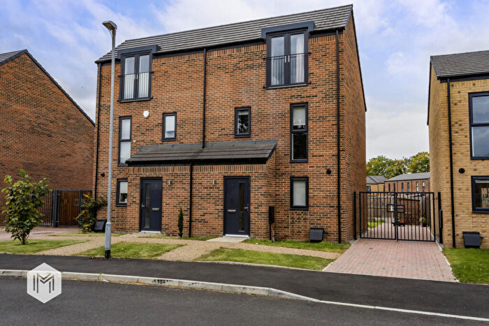 3 Bedroom Semi-Detached House For Sale In Shergar Way, Salford, Greater Manchester, M6