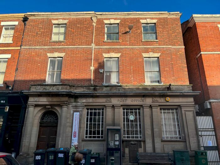 2 Bedroom Flat To Rent In Long Street, Atherstone, CV9