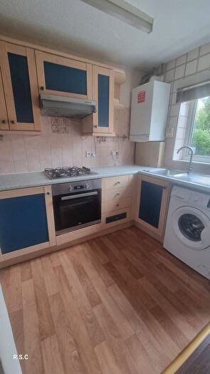 2 Bedroom End Terrace House To Rent In Hornbeam Close, Northolt, UB5