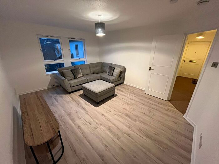 2 Bedroom Flat To Rent In Ardarroch Court, Aberdeen, AB24