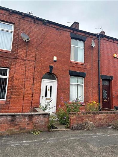 2 Bedroom Terraced House For Sale In Chestnut Street, Chadderton, Oldham, OL9