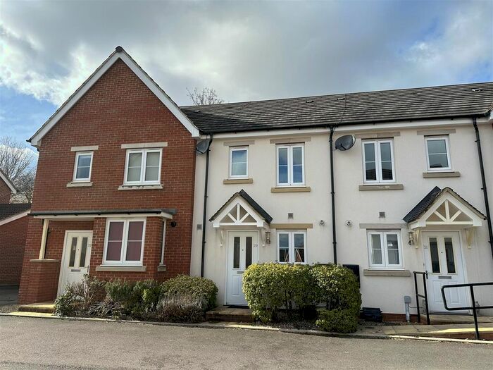 2 Bedroom Terraced House To Rent In Drovers Way, Newent, GL18
