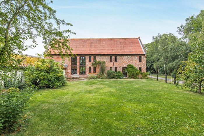 6 Bedroom Barn Conversion For Sale In Woodrising Road, Scoulton, NR9