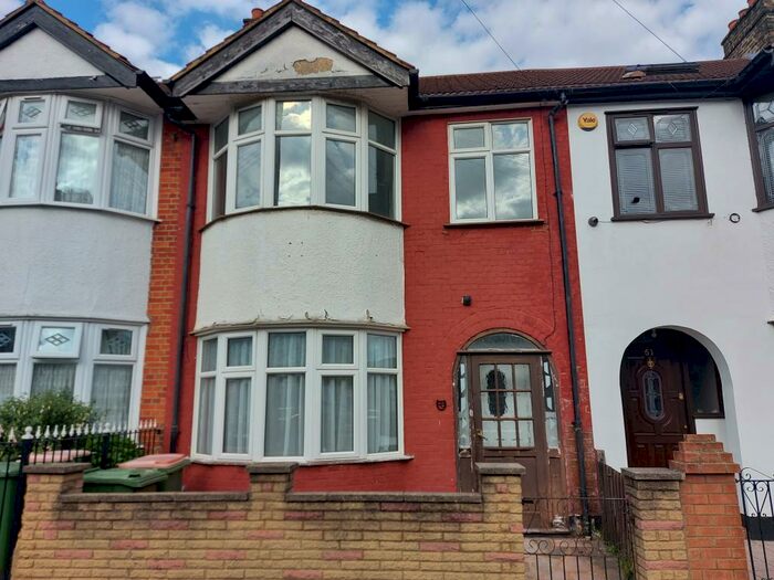 4 Bedroom House To Rent In Ravenhill Road, Plaistow, E13