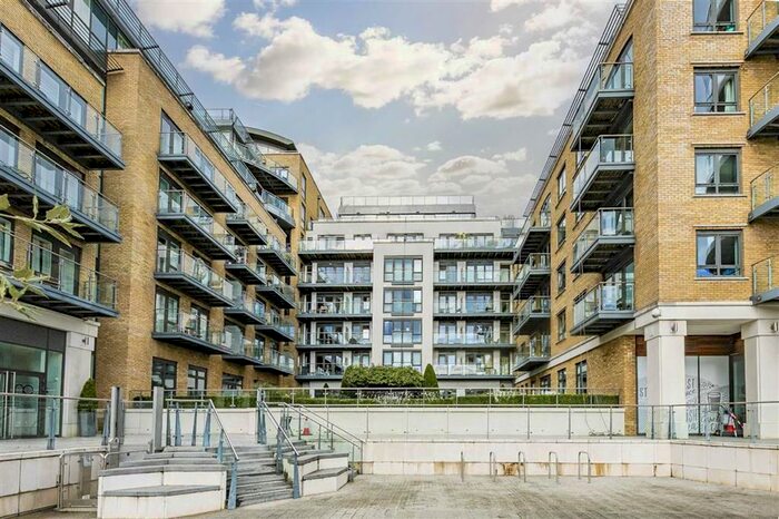 2 Bedroom Flat To Rent In Kew Bridge Road, Brentford, TW8
