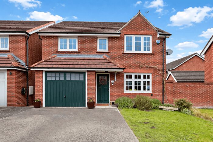 4 Bedroom Detached House For Sale In Saxon Way, Sherburn In Elmet, LS25