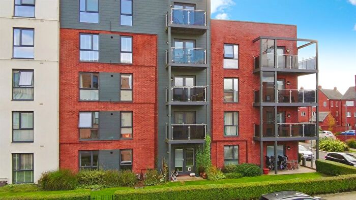 2 Bedroom Flat For Sale In The Boulevard, Canton, Cardiff, CF11