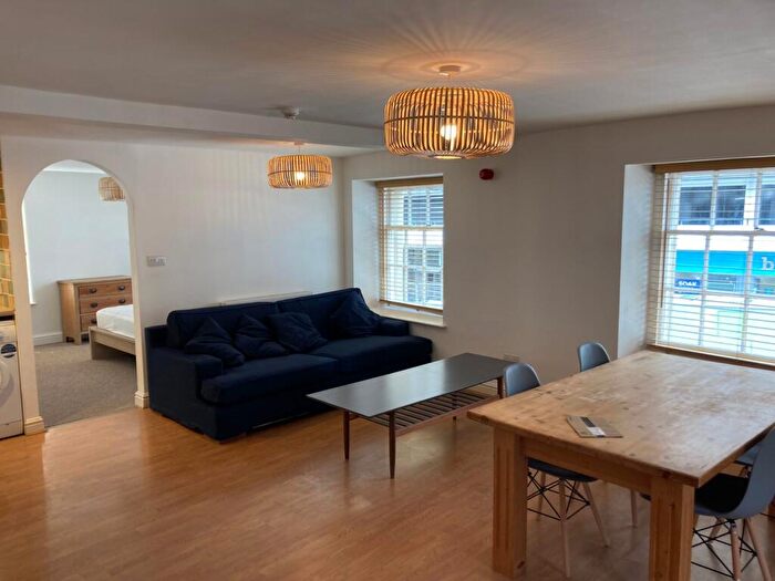 1 Bedroom Flat To Rent In Upper Berkeley Place, Bristol, BS8