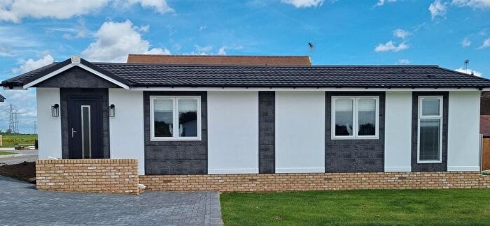 2 Bedroom Park Home For Sale In Rugeley Road, Armitage, Rugeley, WS15