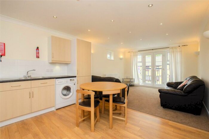 2 Bedroom Flat To Rent In Lacewing Close, Plaistow, London, E13