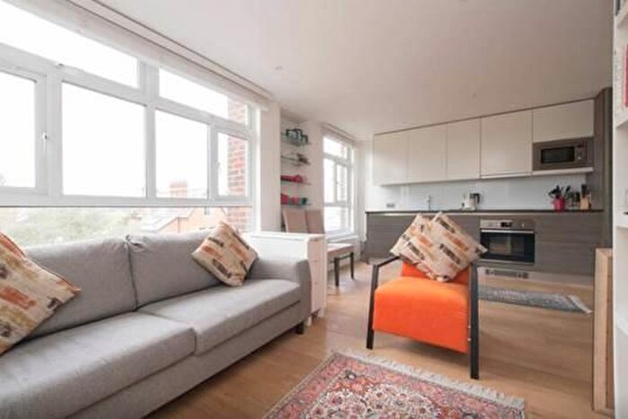 Studio To Rent In Montpelier Row London, SE3