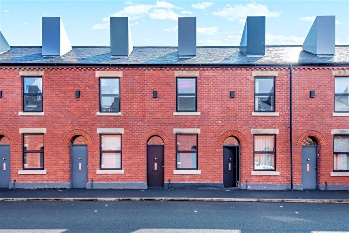 2 Bedroom Terraced House For Sale In Ash Street, Salford, M6