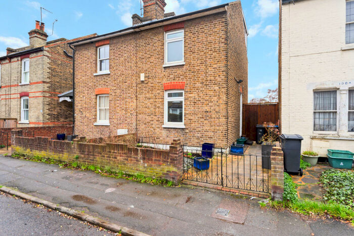 3 Bedroom Semi-Detached House To Rent In Elm Road, Kingston Upon Thames, KT2