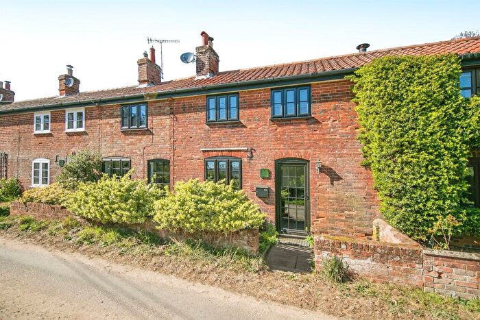 4 Bedroom Cottage For Sale In High Corner, Butley, Woodbridge, IP12