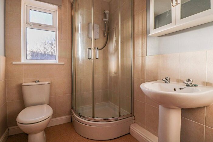 5 Bedroom Semi-Detached House To Rent In Rutland Close, Sandbach, CW11