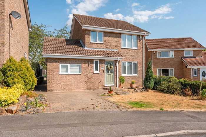 4 Bedroom Detached House For Sale In Arncliffe Drive, Chapeltown, Sheffield, S35